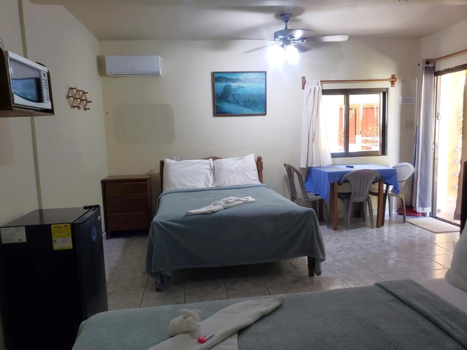 Beach Side Condos Caye Caulker By Ccvh Exteriör bild